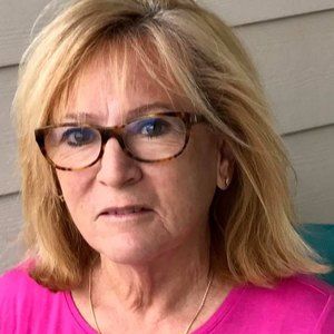 Meet your Posher, Connie